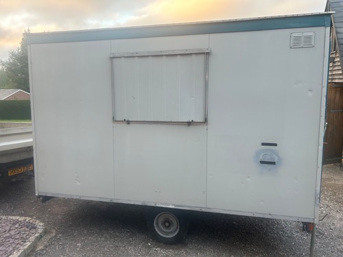Rollalong towable site office - rollalong,